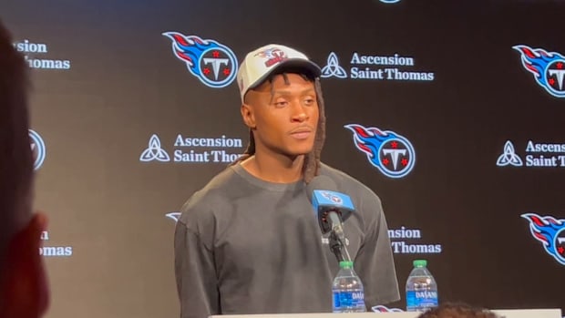 DeAndre Hopkins Intorductor